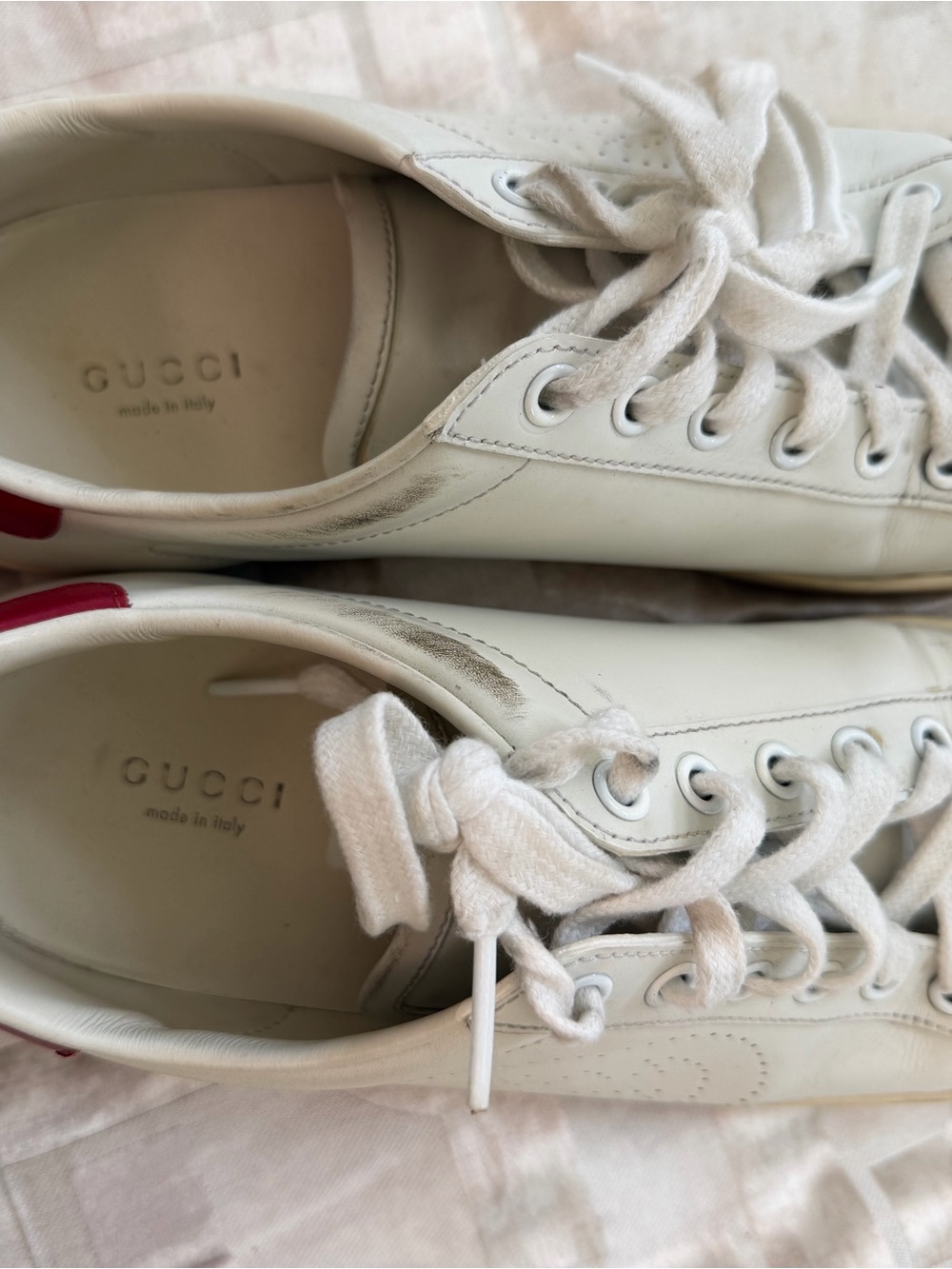 Gucci Off-White Leather Low-Top Sneakers with Red Heel Tab